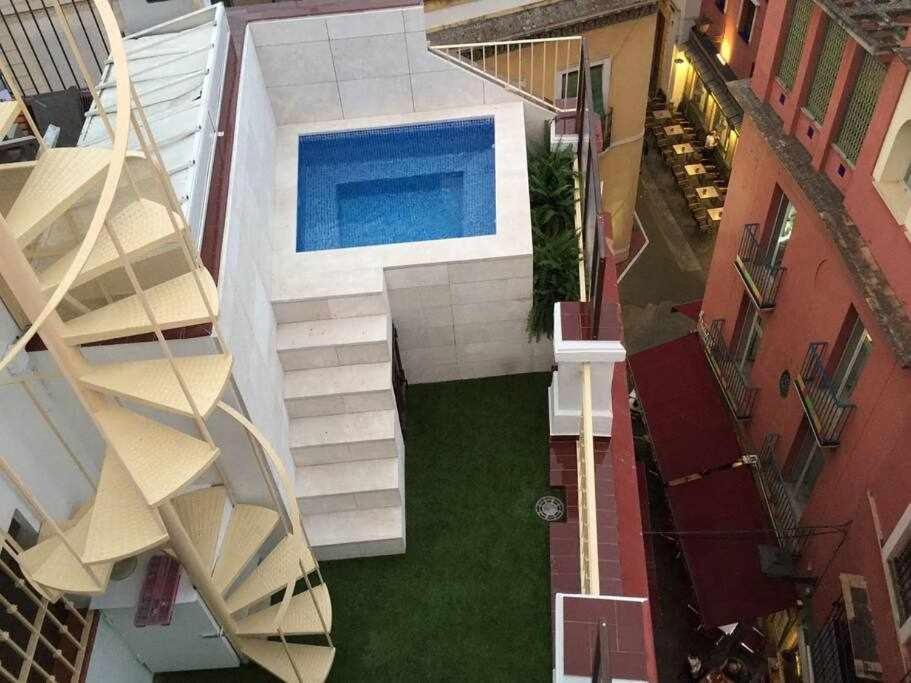 Atico Con Piscina Junto Catedral De Sevilla 외부 사진