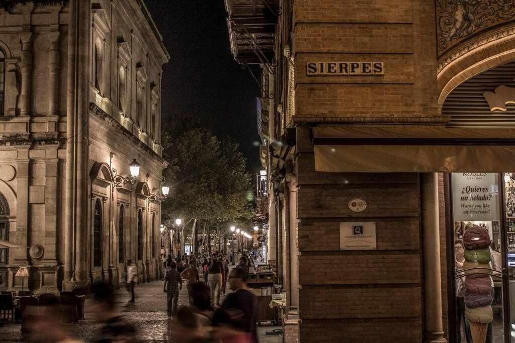 Atico Con Piscina Junto Catedral De Sevilla 외부 사진