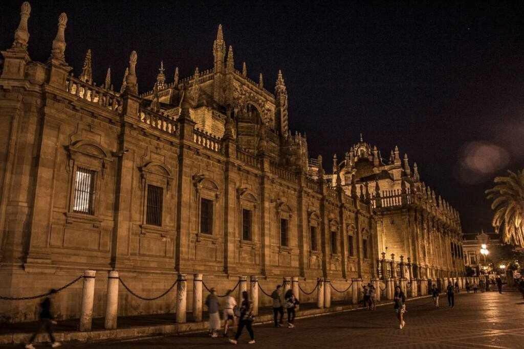Atico Con Piscina Junto Catedral De Sevilla 외부 사진